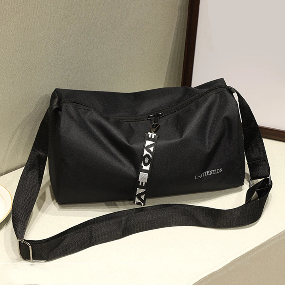 Portable Yoga Gym Sports Bag Multifunction Fashion Fitness Travel Handbag 600D Nylon Adjustable Strap for Weekend Training