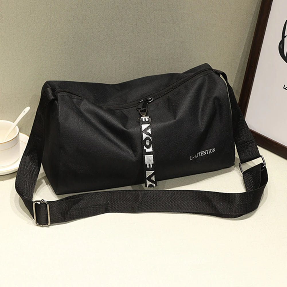 Portable Yoga Gym Sports Bag Multifunction Fashion Fitness Travel Handbag 600D Nylon Adjustable Strap for Weekend Training