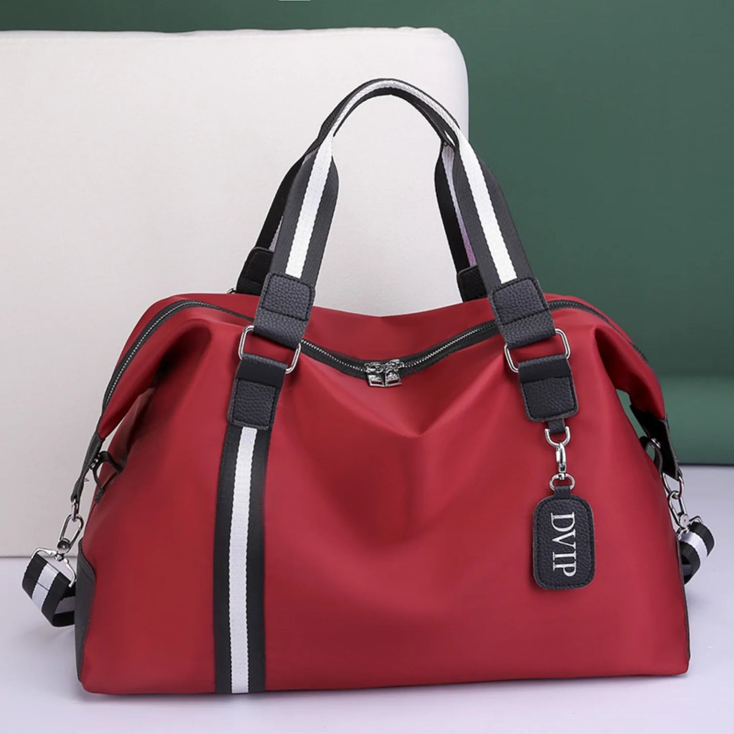 2025 new fashionable multi-functional short travel bag, large-capacity ladies' handbag, basketball sports and fitness bag
